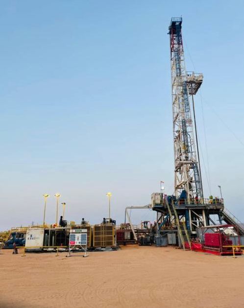 Oil Drilling Rig - منصة حفر النفط